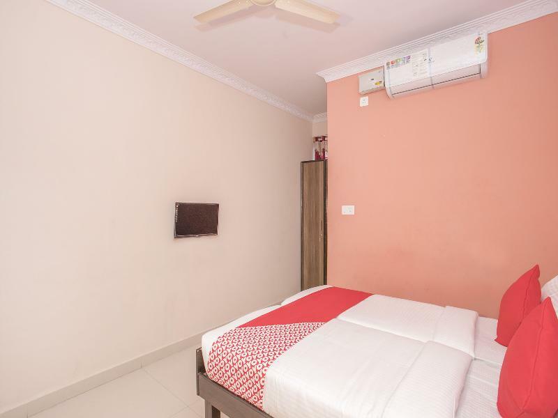 Sri Balaji Guest House Bangalore Exterior photo